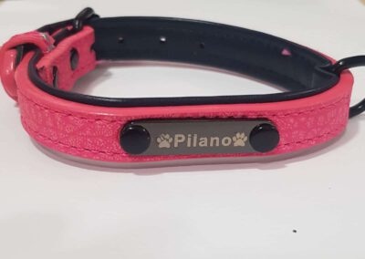 Collar cuero PILANO  fucsia 63cm